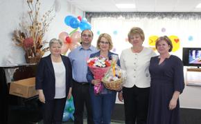 В Курчатовском районе поздравили лучших соцработников
