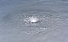 В Тихом океане зафиксировали ураган "Джон"