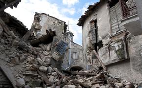 Число погибших в Индонезии превысило 430 в результате землетрясения