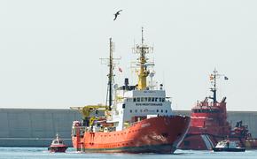 Шесть стран ЕС согласились принять мигрантов с судна Aquarius