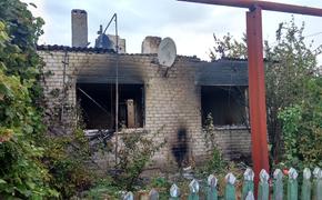 Украинские военные подпалили дом с женщиной