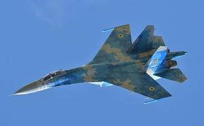 Самолет Су-27 рухнул на Украине