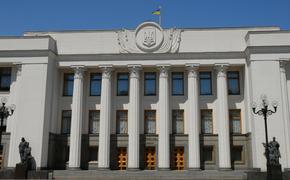 Украина обязана платить пенсии жителям Крыма, заявил депутат Рады