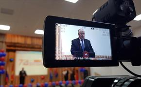 Анатолий Литовченко поздравил профсоюзы региона с юбилеем