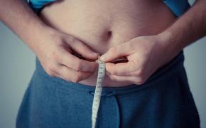Диетолог: Ожирение нельзя рассматривать отдельно от избыточного веса
