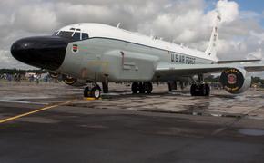 СМИ: военный самолет США направляется к побережью Крыма