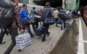 В Киеве объяснили причину бегства украинцев в Россию на заработки