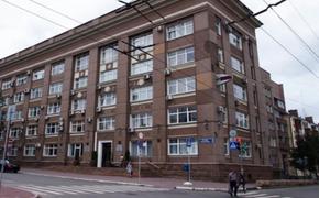 50 человек пытались парализовать работу администрации Челябинска