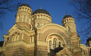 Православным Латвии нельзя молиться в новой церкви Украины