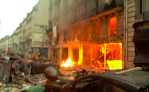 Le Figaro сообщает о 20 пострадавших при взрыве в Париже