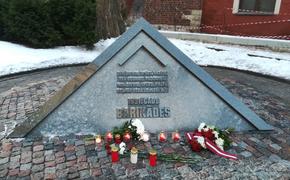 Годовщина в Латвии: 20 января – костры баррикад, пролитая кровь, независимость