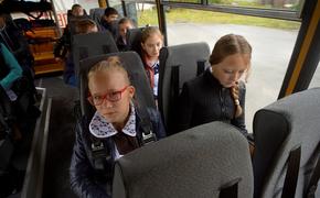 Депутат помог челябинской школе получить автобус