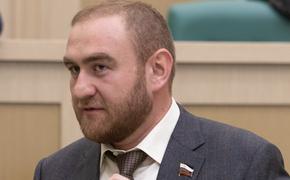 Задержанный сенатор Арашуков подозревается в убийстве двух человек