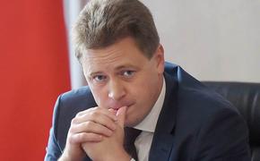 Овсянников отказался отвечать на сложные вопросы о своем конфликте с парламентом