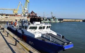Транспортно-десантные катера Росгвардии приплыли в Керчь охранять Крымский мост