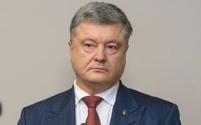 Отказала президенту: избирательница не стала целоваться с Порошенко