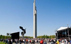 Памятник Освободителям в Риге могут снести