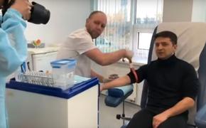 В штабе Порошенко пытаются "попить крови" у Зеленского из его анализов