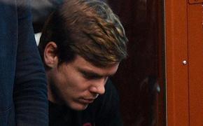 Адвокат  Кокорина объяснил, что удар футболиста  по голове - "рефлекторное движение"