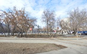 Сквер на улице Воровского в Челябинске освободили от забора
