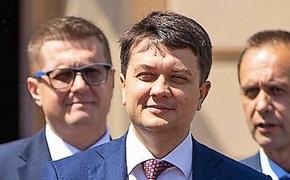 В партии Зеленского решили отказаться от коалиции