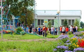 Дети из лагеря в Хабаровском крае экстренно эвакуировали