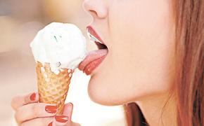 Мороженое полезно для больного горла