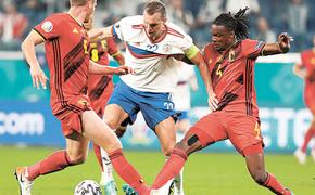 Несмотря на поражение от бельгийцев на Евро-2020, у сборной России по футболу остаются шансы 