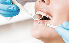 Зубной налёт появляется из-за болезней и курения