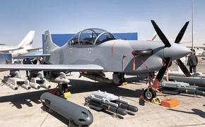 Предприятие из ОАЭ впервые показала однодвигательный большой боевой турбовинтовой самолет Calidus B-350