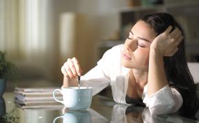 Сон после еды влияет на организм негативно
