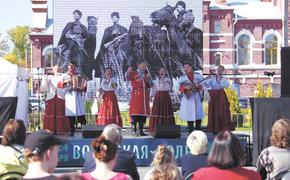 Книжный фестиваль «Волжская волна» прошёл в Саратове
