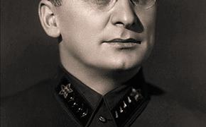 «Маршал Берия и политрук Хрущёв»: отрывок из книги Виктора Бронштейна